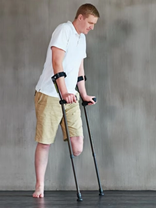 How to Choose and Use Crutches: A Practical Guide