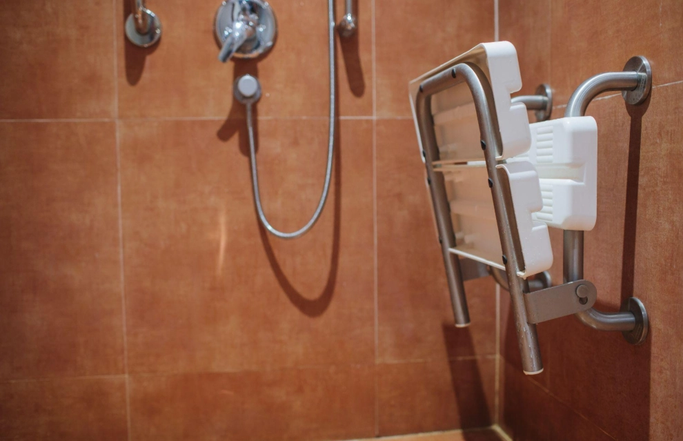 How Do Shower Chairs for Disabled People Enhance Safety and Independence?