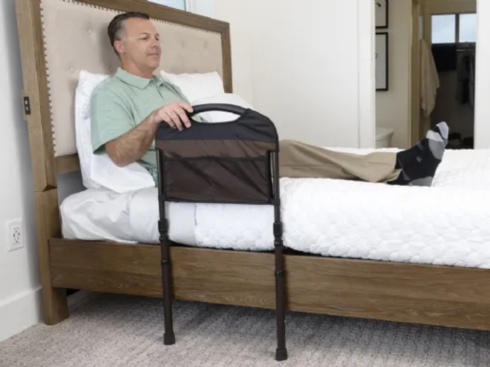 How to Select the Best Bed Rail for Seniors and Disabled Users in 2026 (1)